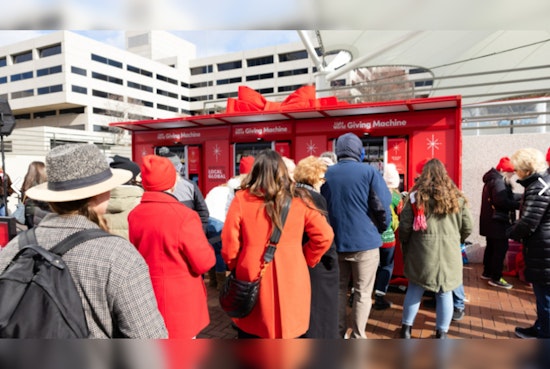 Boston's CambridgeSide Mall Features Innovative "Giving Machines" for Charitable Donations This Holiday Season
