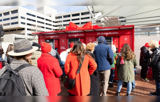 Boston's CambridgeSide Mall Features Innovative "Giving Machines" for Charitable Donations This Holiday Season