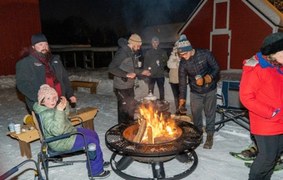 Brooklyn Park Embraces Winter with Snowshoeing, Indoor Recreation and Community Programs