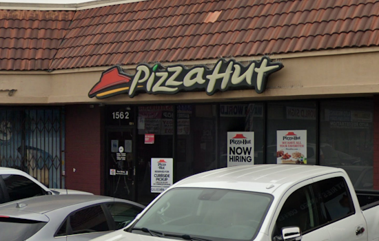 California Pizza Hut Franchises to End In-house Delivery Ahead of Minimum Wage Hike