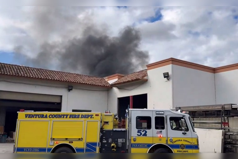 Camarillo Firefighters Quickly Contain Commercial Building Blaze