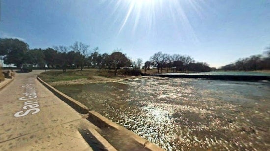 Central Texas River Advocates Clash with Wastewater Plant Over Algae Woes