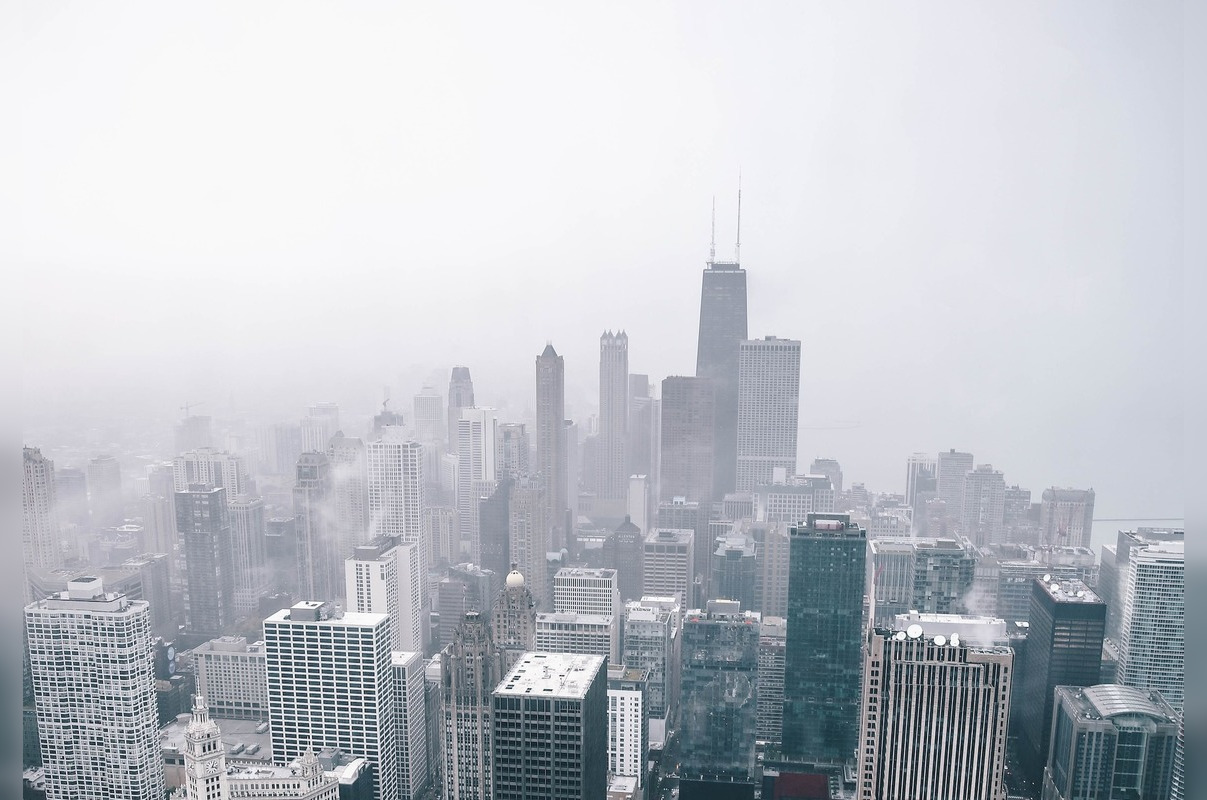 Chicago Expects Colder Temperatures and Rain Following Warm Holiday