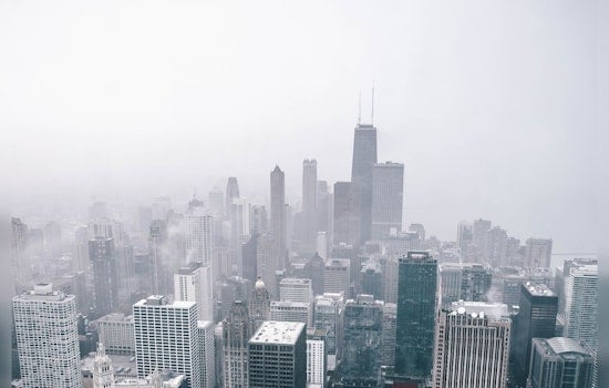 Chicago Expects Colder Temperatures and Rain Following Warm Holiday Weekend