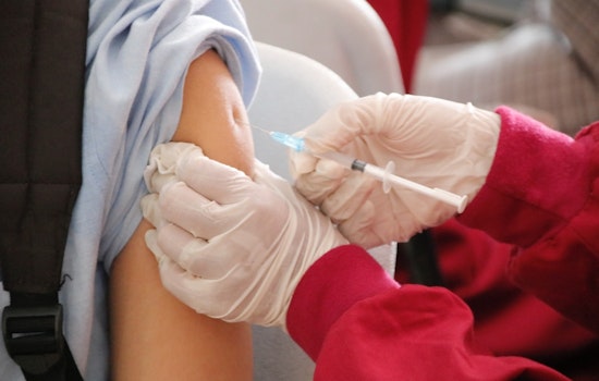 Chicago Health Officials Warn of 'Tripledemic' Threat as COVID, Flu and RSV Cases Rise During Holidays