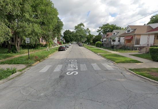 Chicago Teenager Fatally Shot in Englewood Neighborhood,Police Seek Van in Connection with Homicide