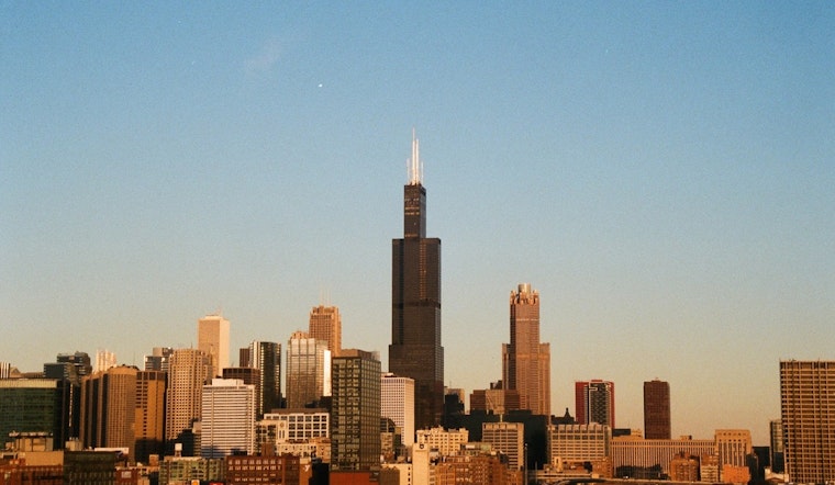 Chicago Winter Solstice Brings Year's Shortest Day and Stellar Star-gazing Opportunities