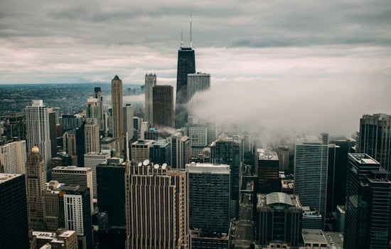 Chicago's Christmas Forecast Dims with Drizzles and Dense Fog