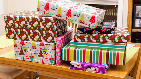 Dallas Mayor and U.S. Senator Join Forces to Bring Christmas Joy to Domestic Violence Survivors