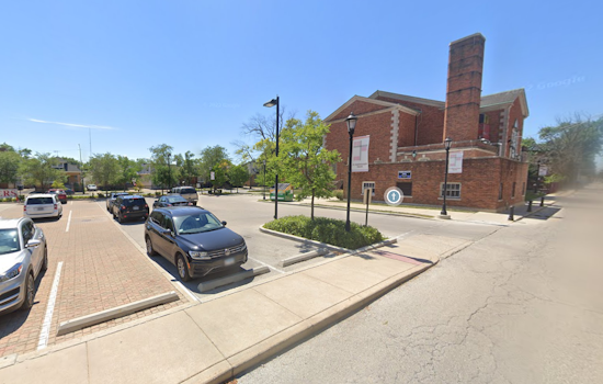 Debate Heats Up in Portage Park Over Incoming Migrant Shelter, Chicago Residents Divided