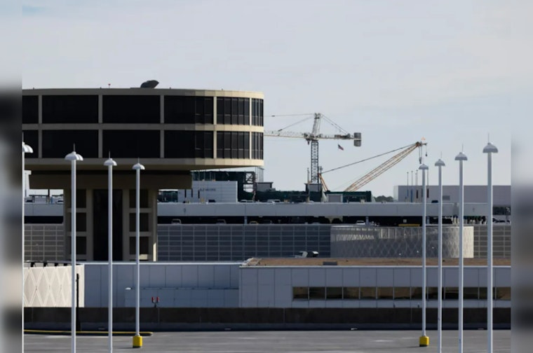 $2.6 Billion Revamp Jams Bush Airport Roads During United's Terminal B Glow-Up