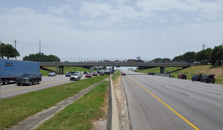 Driver Dies in Collision, Parked Utility Truck on I-20 in DeKalb County