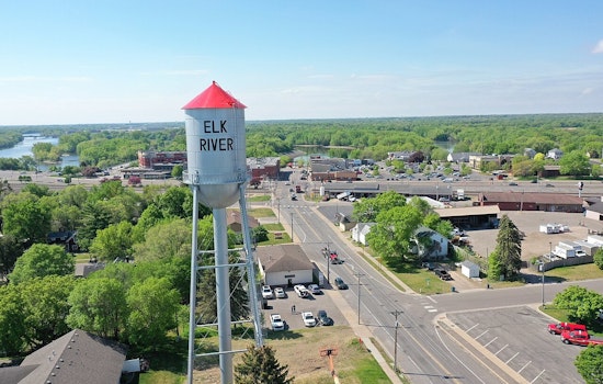 Elk River and Dillon Elks Lodge Dish Out Free Christmas Cheer