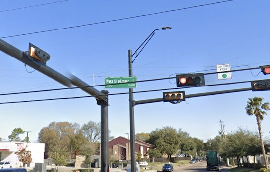 Firefighter Injured, Residents Displaced in West Houston Apartment Complex Blaze