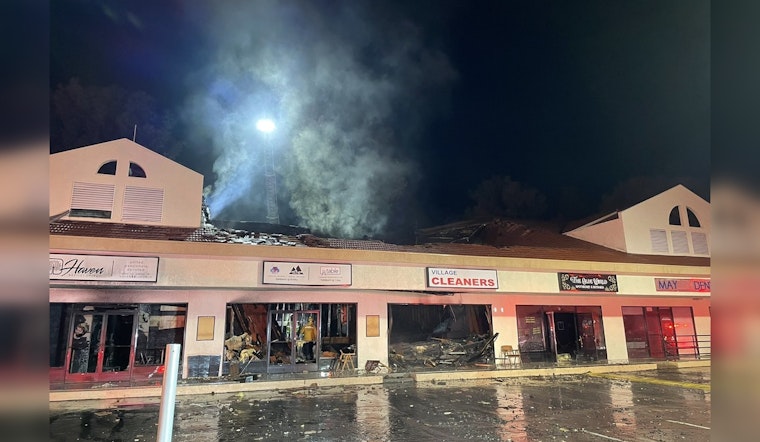 Firefighters Quell Overnight Blaze at Santa Clarita Strip Mall