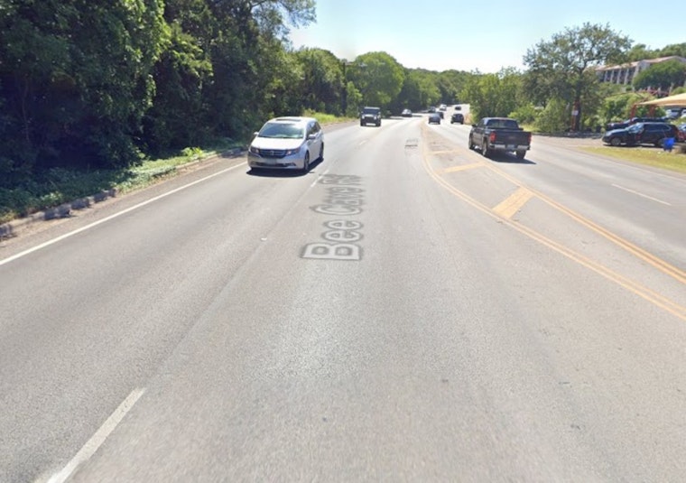 Five Injured, Two Critically, After a Three-Vehicle Collision in Southwest Austin