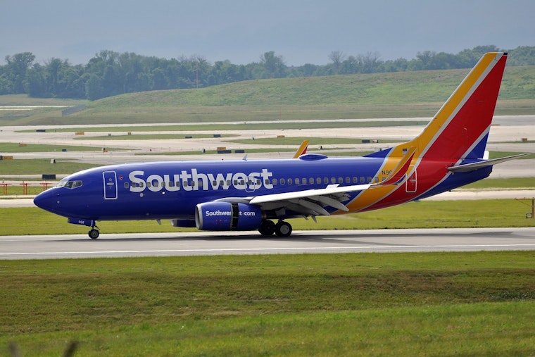Fog Causes Flight Chaos at Chicago's Midway, Southwest Cancels 300 Trips