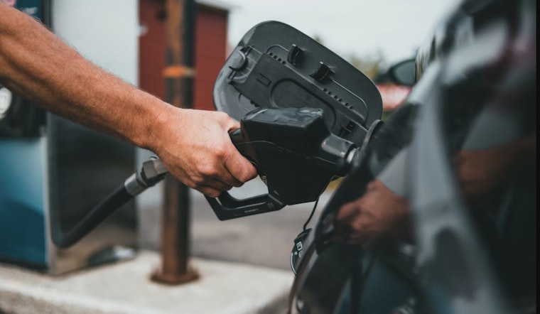 Georgia Drivers Get Holiday Relief with Dipping Gas Prices Before Travel Rush