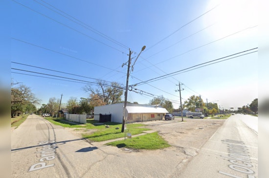 Gunman Sought in Tire Shop Slaying, City on Edge Amid Manhunt