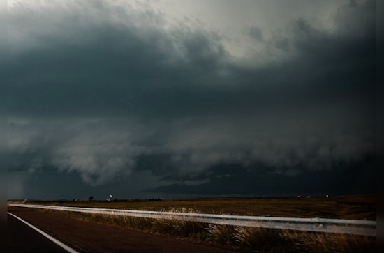 Hailstorm Hits Houston Ahead of Cold Front, Disrupting Yuletide Preparations