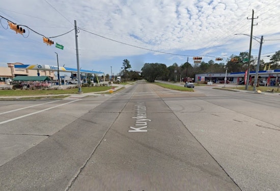 High-Speed Chase Ends Unexpectedly in Houston with Suspect Arrested and Surprise Discovery of Naked Woman in Car