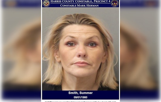 Holiday Shoplifting Incident Unveils Wanted Felon with Narcotics in Harris County