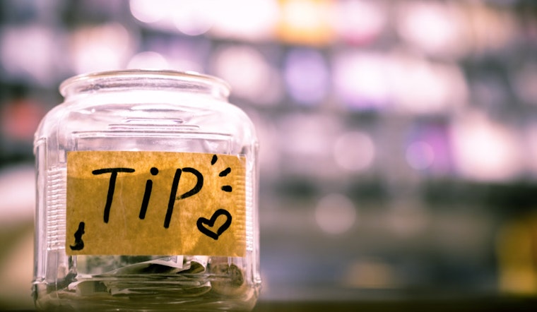 Houston Bartenders Advocate for Standard 20% Tips as Holiday Season Spotlights Service Staff Gratitude