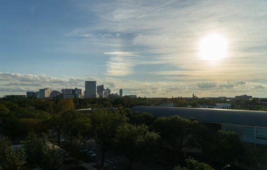 Houston Feels Chill with Post-Christmas Cold Front Bringing 10-Degree Drop in Temperatures