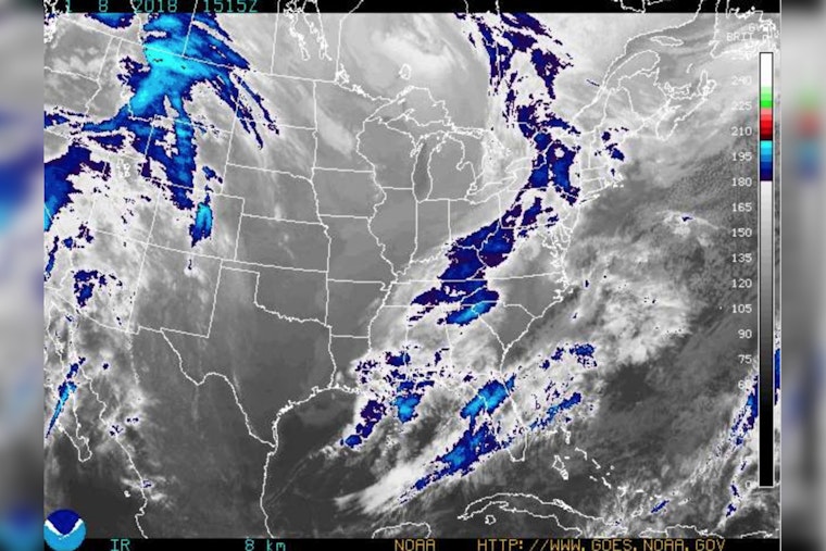 Houston Glimpses Sun Before a Week of Cooler, Cloudy Skies Set In