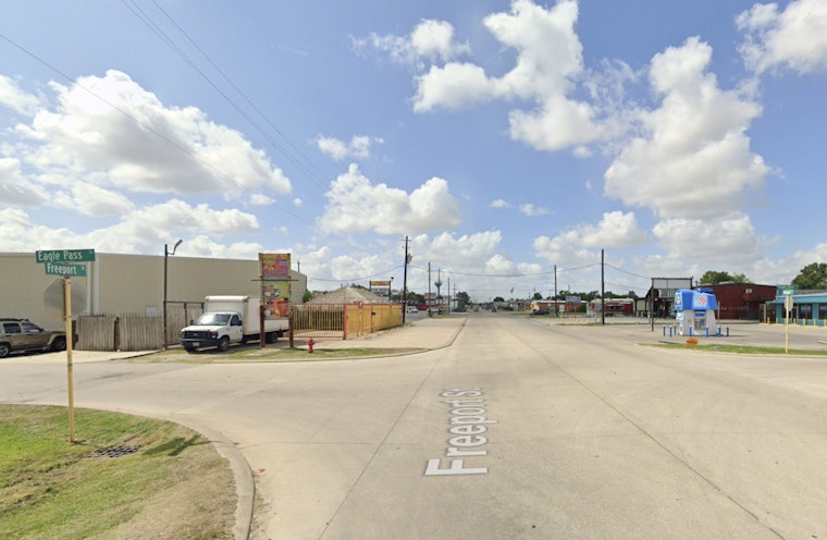 Houston Man Hospitalized in Shooting, Harris County Deputies Probe Nocturnal Violence