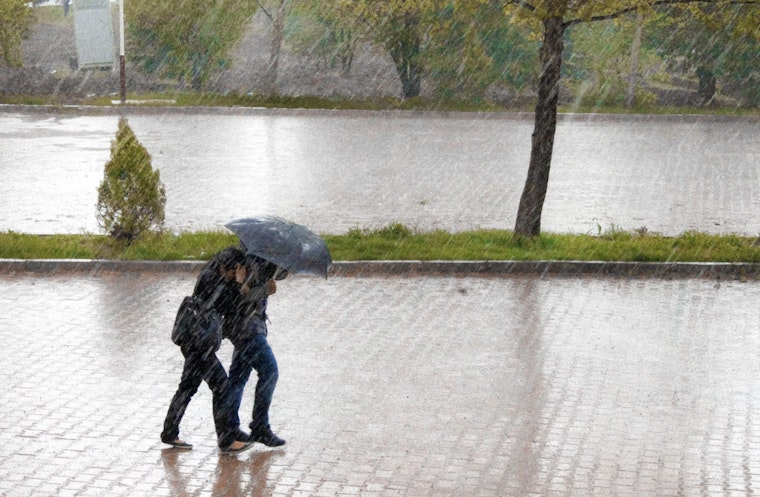 Houston on Alert, Severe Storms Predicted to Strike with Winds and Hail on Saturday