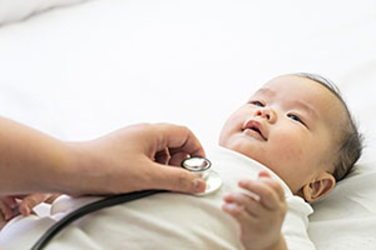 Houston Pediatricians Report Surge in Respiratory Illnesses as Children Battle RSV and Other Viruses