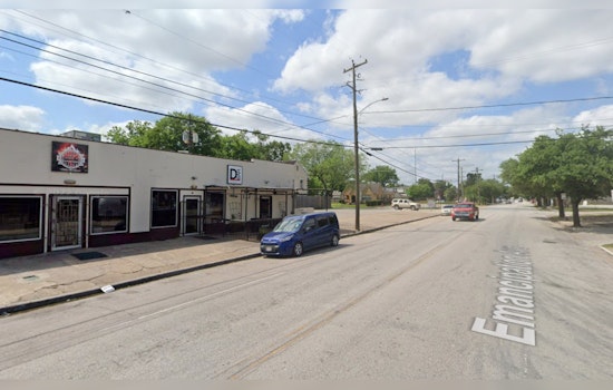 Houston Police Investigate Early Morning Fatal Shooting on Emancipation Avenue