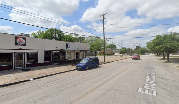 Houston Police Investigate Early Morning Fatal Shooting on Emancipation Avenue