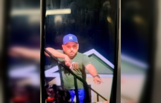 Houston Police Seek Public's Aid in Locating Suspect in Fatal Southeast Apartment Shooting