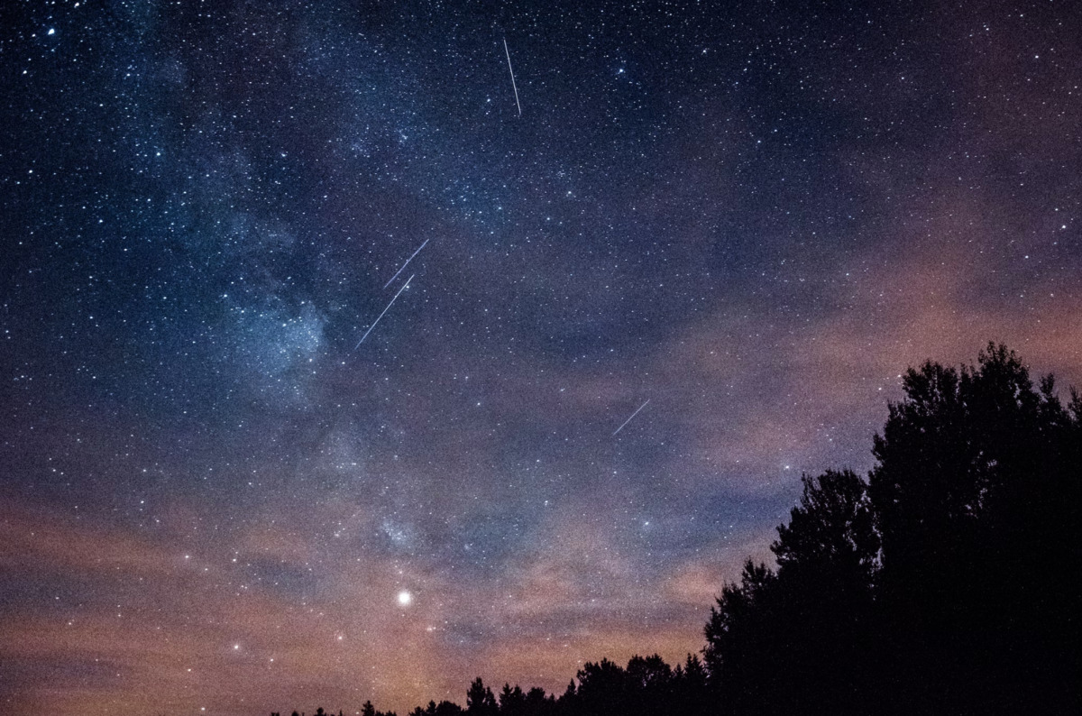 Houston Skies Set to Dazzle with Geminid Meteor Shower Show, Clouds