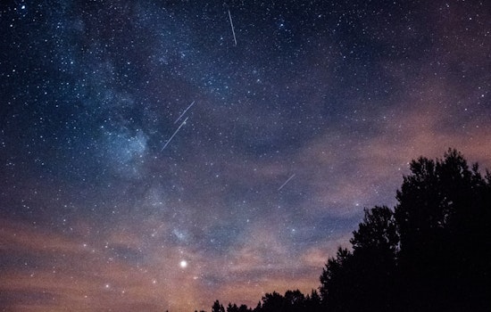 Houston Skies Set to Dazzle with Geminid Meteor Shower Show, Clouds Permitting