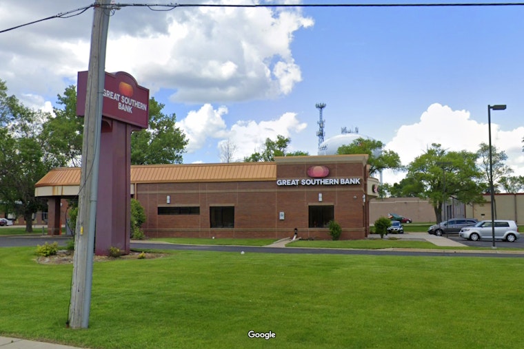 Houston, St. Paul Gangin Arrested in Roseville after ATM Heist, Police Standoff