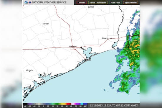 Houston Welcomes Sunny Weekend Following Overnight Rain, Cooler Temps Ahead