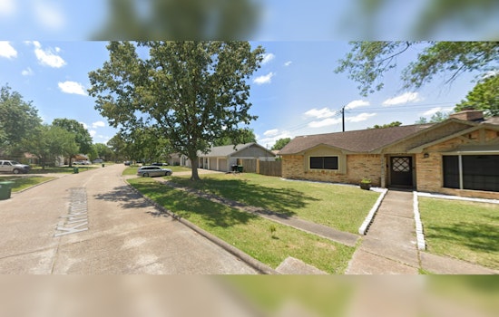 Houston Whodunit, Cops Probe Mystery Death of Woman in Home, Autopsy to Reveal Fate