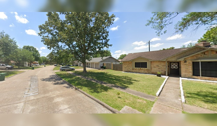 Houston Whodunit, Cops Probe Mystery Death of Woman in Home, Autopsy to Reveal Fate