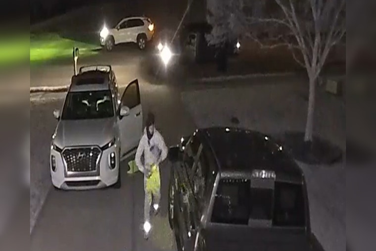 Hunt for Suspect in Series of Car Burglaries in Jackson Subdivision Unnerves Henry County Ahead of Holidays