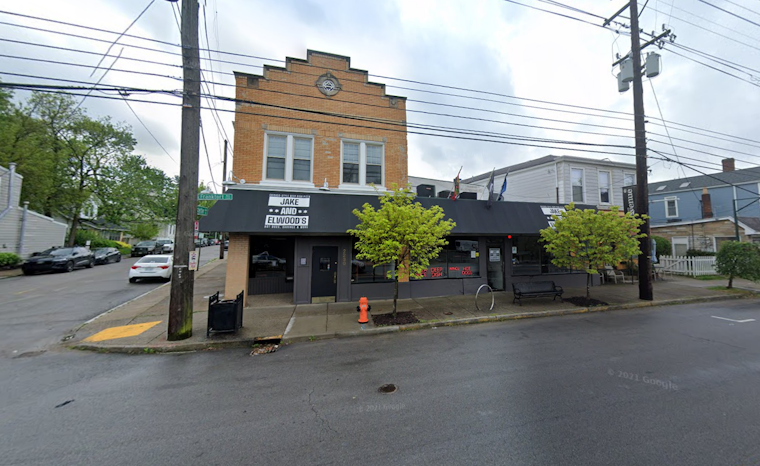 Iconic Eats Go Extinct as Chicago's Food Scene Hit by Wave of Closures