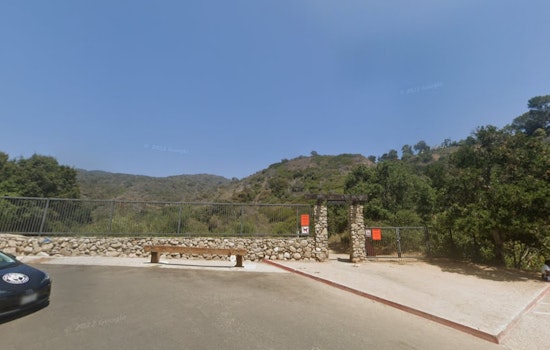 Injured Hiker in Pacific Palisades Airlifted in Precise LAFD Rescue Operation