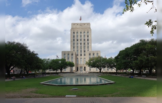 John Whitmire Set to Tackle Houston's Financial Challenges as New Mayor, Advocates Transparency and Public Engagement