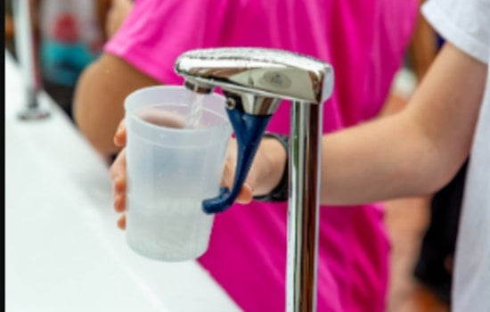 Lead Alert in Massachusetts School Fountains, UMass Amherst Study Uncovers Toxic Risk in Older Buildings