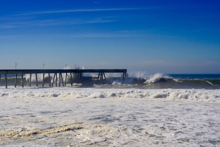 Los Angeles and Ventura Counties Warnings  High Surf in Effect Along Southern California Coastline