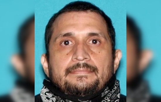 Los Angeles Community Rallies in Search for Missing Man in East Valinda