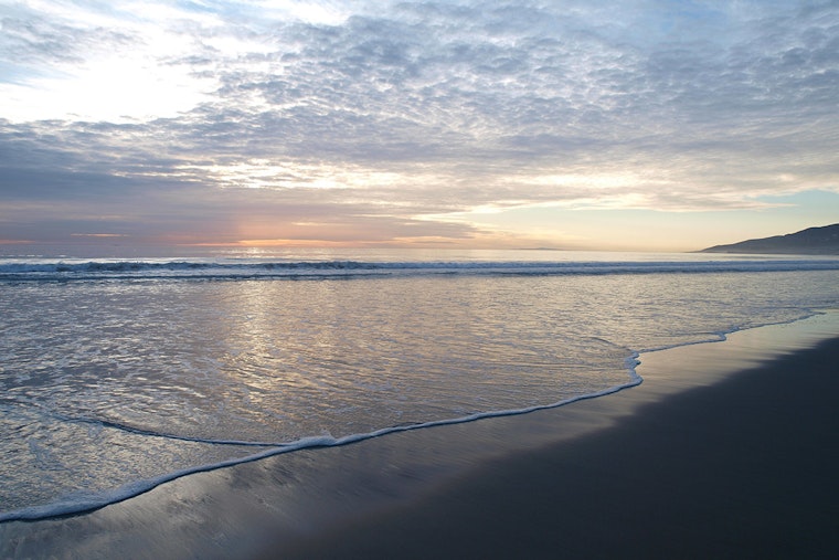 Los Angeles County Issues Rain Advisory for Beaches Amid Elevated Health Hazards