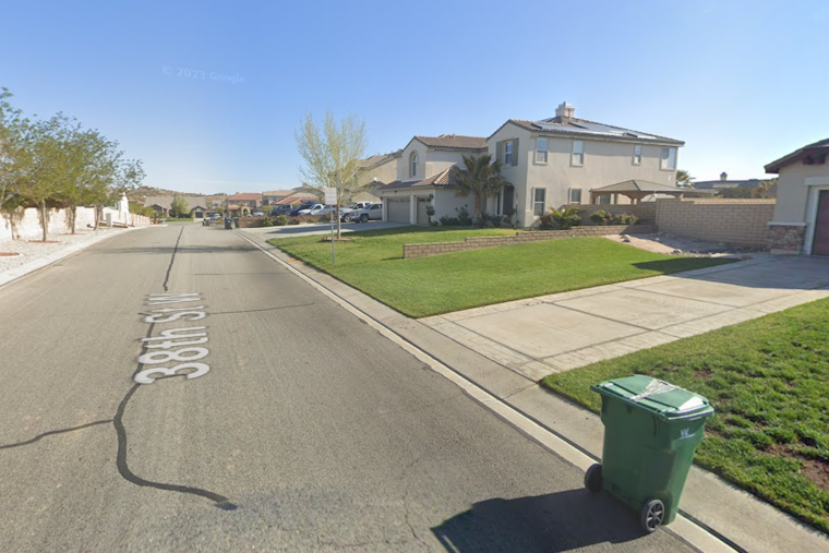 Los Angeles County Sheriff's Department Investigates Death of Woman in Quartz Hill